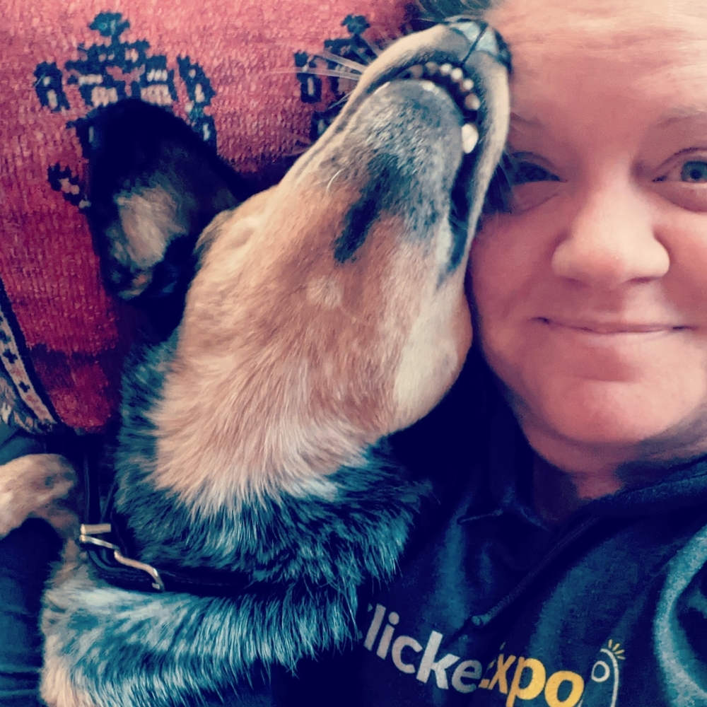 Meet your Posher, Lisa